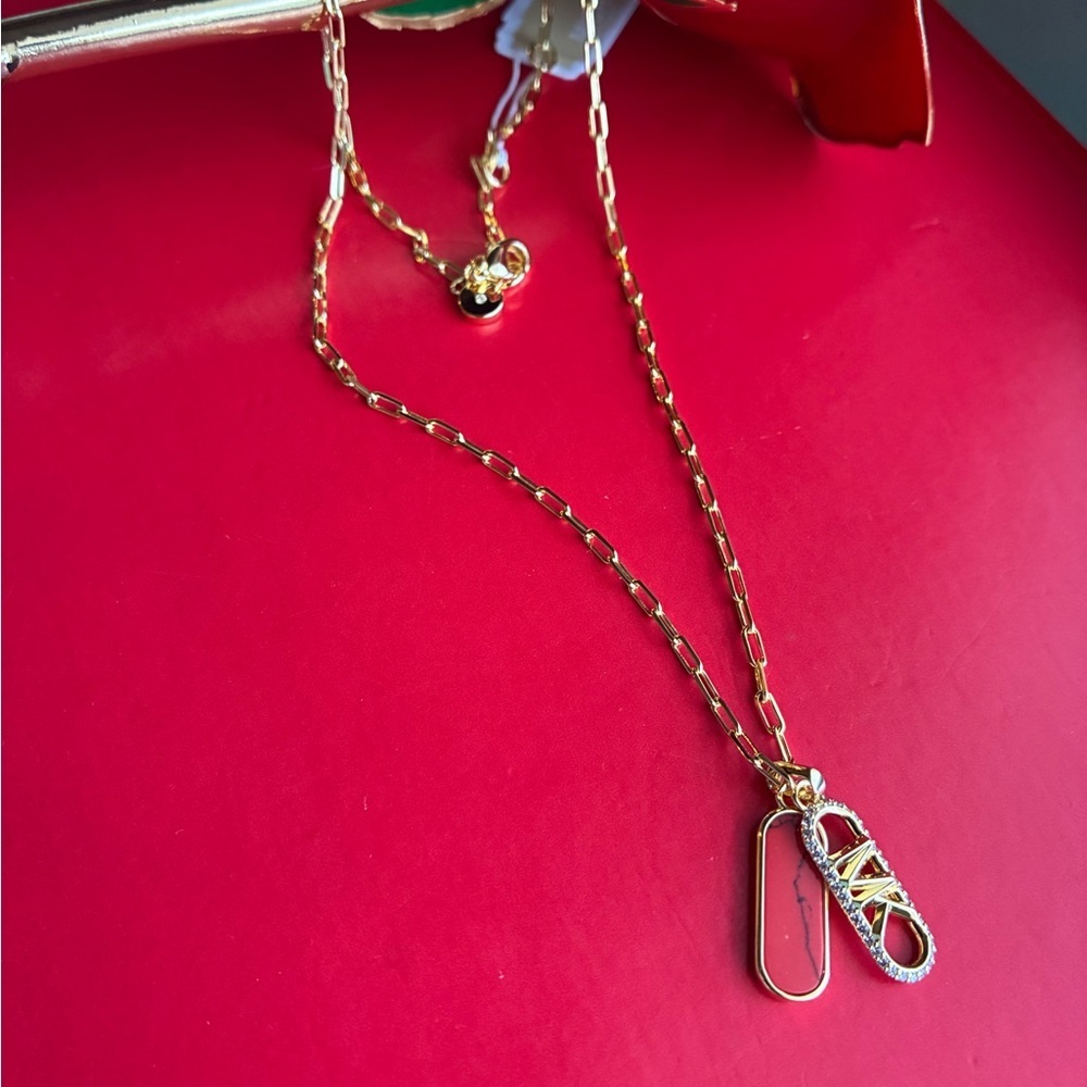 Michael Kors Necklace,Michael Kors Gold Chain Necklace with Logo Pendant - Picture 9 of 10
